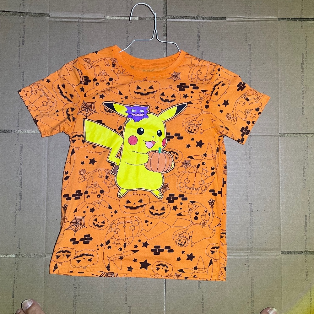 Pokémon Halloween T-Shirt (2023) - Pikachu & Gengar - Youth Size Large (10/12)